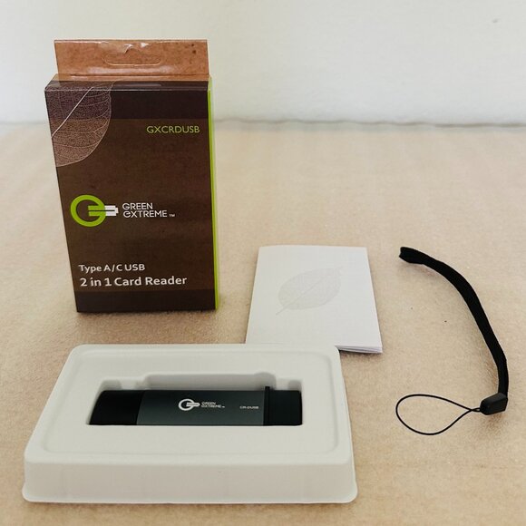 🔗 New🔗 Green Extreme USB 3.0 Type-A and Type-C  2 in 1 Card Reader - Picture 7 of 10